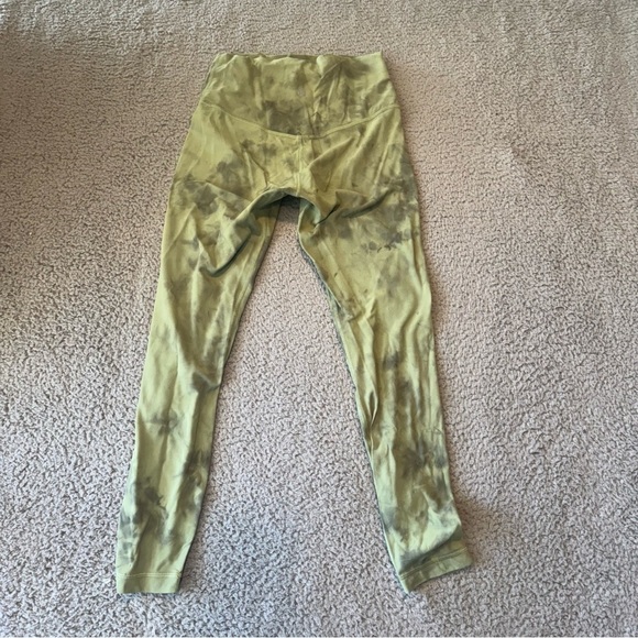 [RARE] NWT Lululemon Align Pant 25" *Diamond Dye Vista Green Medium Olive Size 6 - Picture 2 of 9